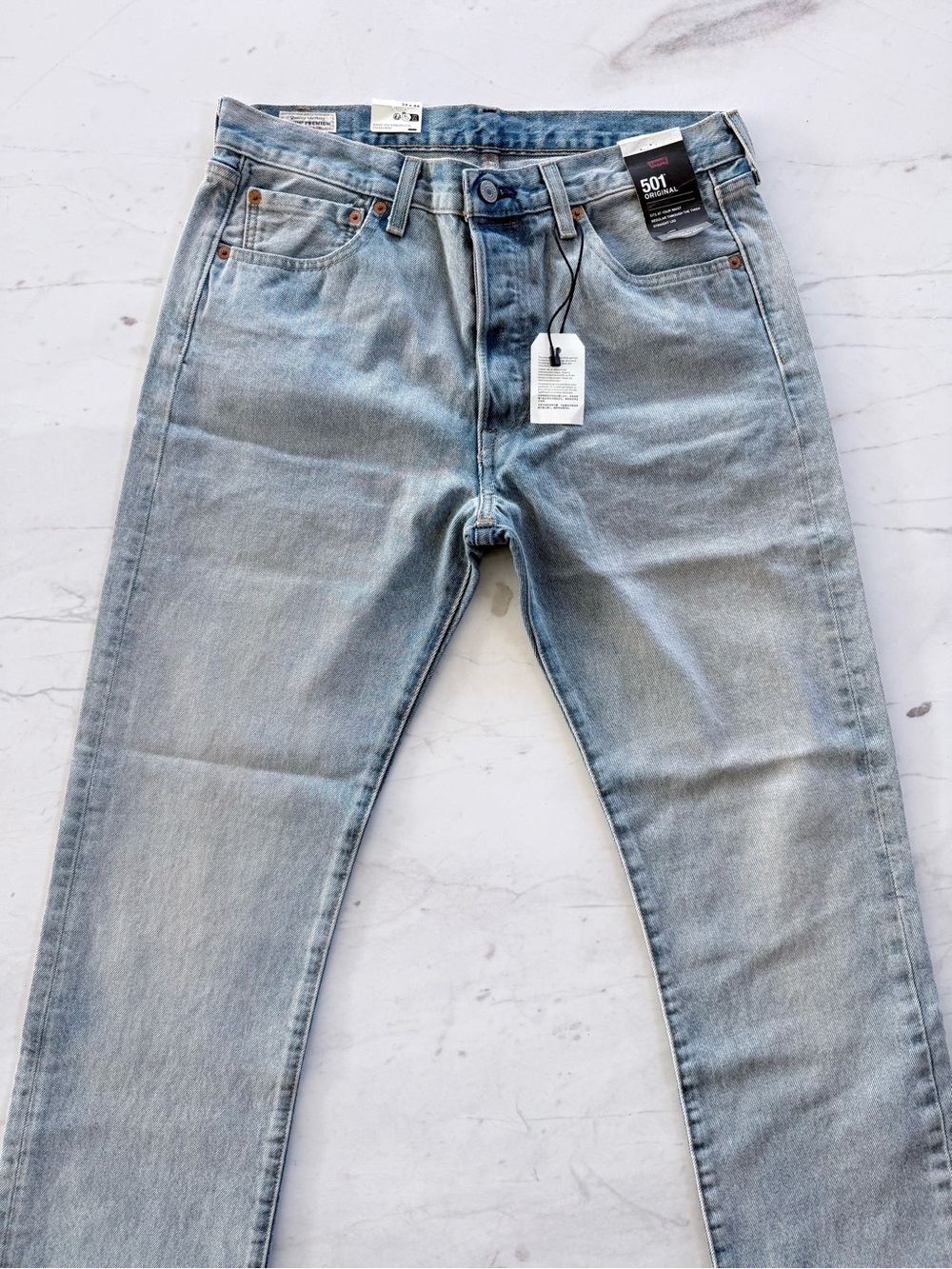 New Levi’s Premium 501 Original 33x34 Men,s - Picture 2 of 15
